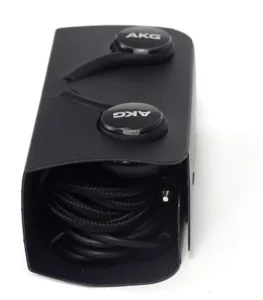 سماعة اذن AKG سامسونج akg سلكية 3.5 مم سعر سماعة samsung akg الأصلية في مصر سماعات سلك قماش ضد القطع محلات السقا ارخص سماعة ستيريو بمايك ضمان السقا شراء original samsung akg wired earphones online قطع غيار موبايل ومستلزمات صوتية أصلية محلات السقا للالكترونيات مستلزمات صوت واكسسوارات متجر السقا الإلكتروني