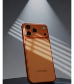 ⁦موبايل سونيلان Sunelan S826 | المساحة الكبيرة والأداء الذكي اكتشف التوازن المثالي بين التصميم العصري الجريء والأداء السلس اليومي. يأتي الهاتف بمظهر لافت للأنظار وإطار كاميرات مبتكر، متوفراً بخيارين من الألوان الرائعة ليناسب كل الأذواق، مع مساحة تخزينية ضخمة ودعم كامل لشبكات الجيل الرابع وضمان محلي معتمد.⁩ - الصورة ⁦4⁩